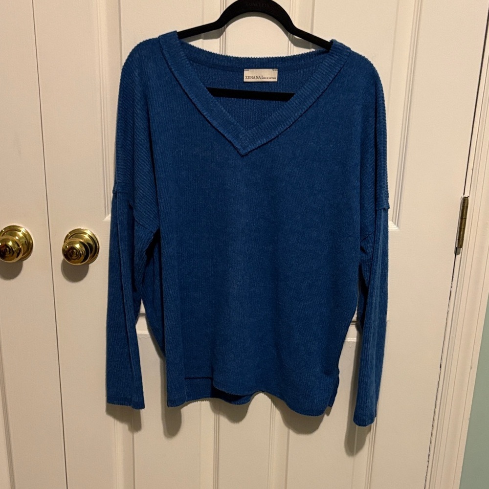 Zenana Outfitters Blue V-Neck Sweater